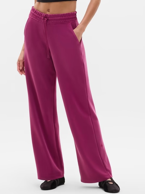 Athleta Pants - Athleta Seasoft Mid Rise Straight Pants Women’s Size S Wildberry Pull On Plush